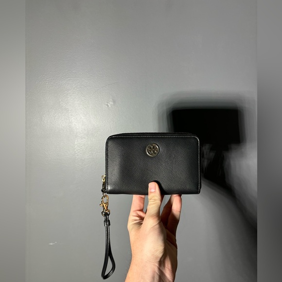 Tory Burch Handbags - Tory Burch Black Leather Zip Around Wristlet Wallet